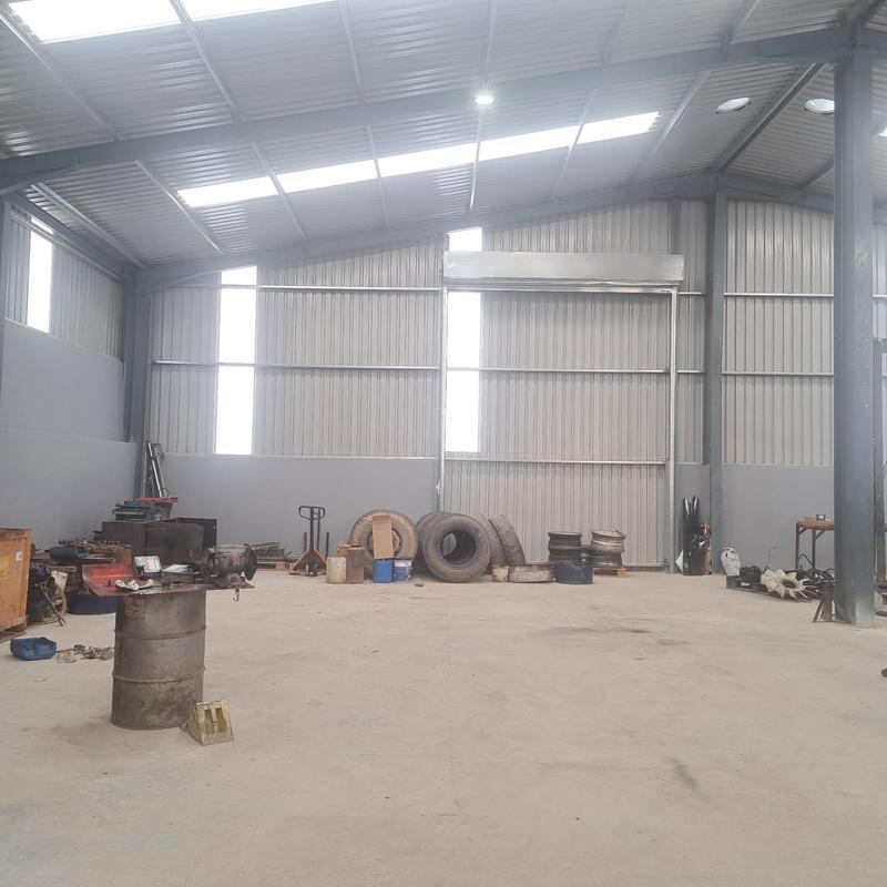 To Let commercial Property for Rent in Markman Industrial Eastern Cape